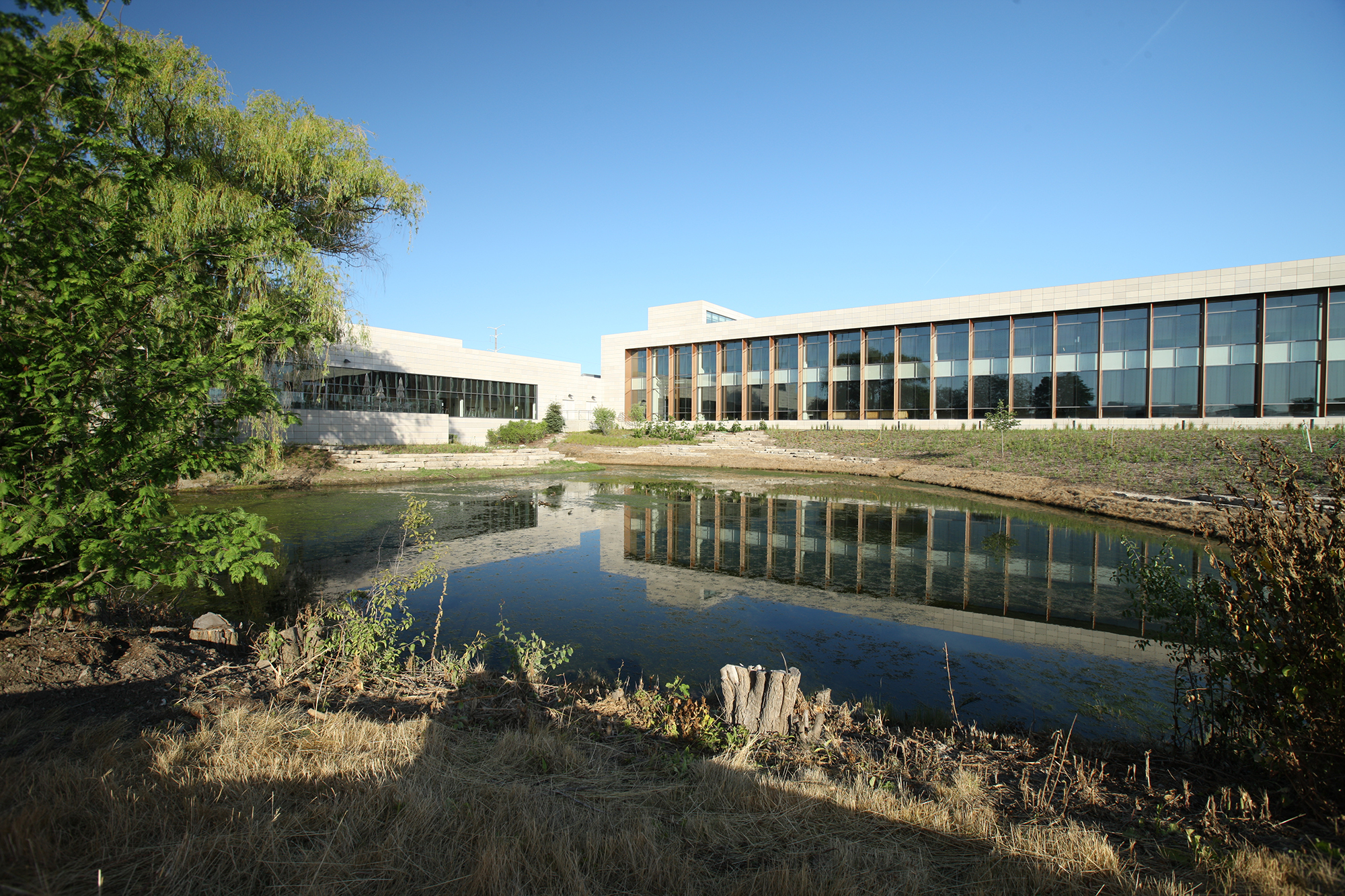 JOHNSON CONTROLS, INC. GLENDALE CAMPUS EXPANSION